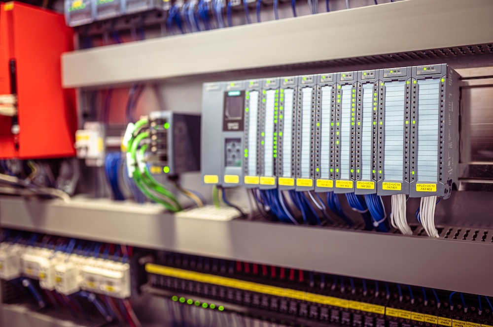 Automatisierungstechnik Ankauf – Steuerungssysteme, Industrie-PCs und Sensorik verkaufen